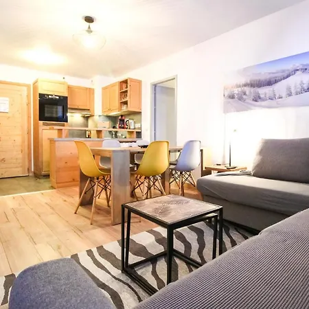 Apartment Newly Redecorated 2-bed Ski-in Ski-out Family Flaine
