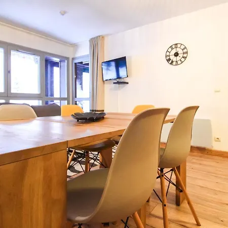 Apartment Newly Redecorated 2-bed Ski-in Ski-out Family *