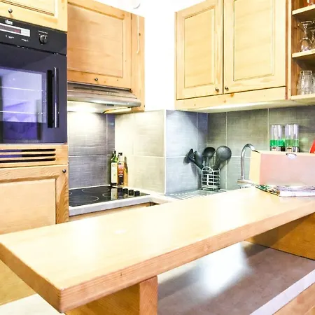 Apartment Newly Redecorated 2-bed Ski-in Ski-out Family